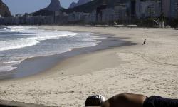 Mutirão retira  mais de 100 quilos de lixo da orla do Rio de Janeiro